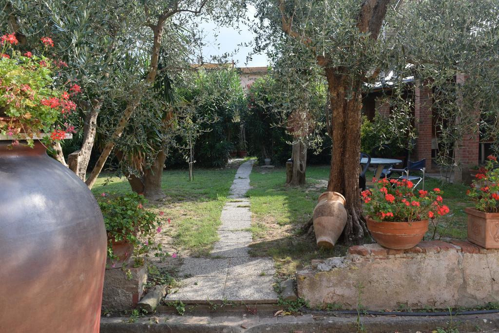 Bed and Breakfast La Convenienza Uliveto Terme Exterior foto